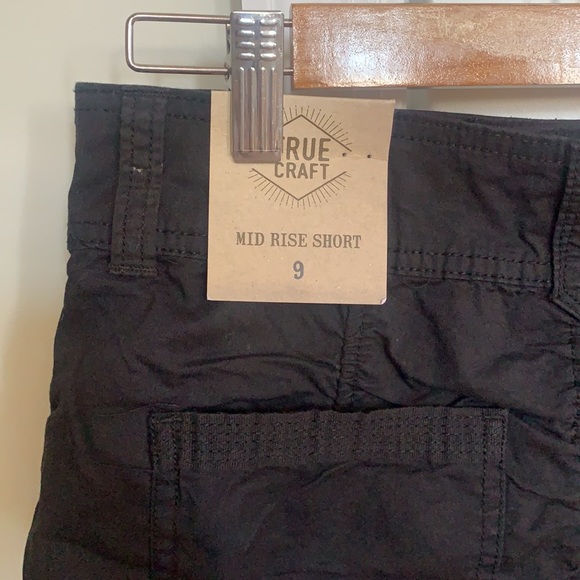 TRUE CRAFT Mid Rise Junior's Cargo Shorts - Picture 5 of 6